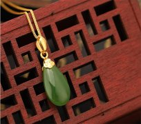 别再傻傻的买翡翠了，知道这些，让你成为翡翠“专家”